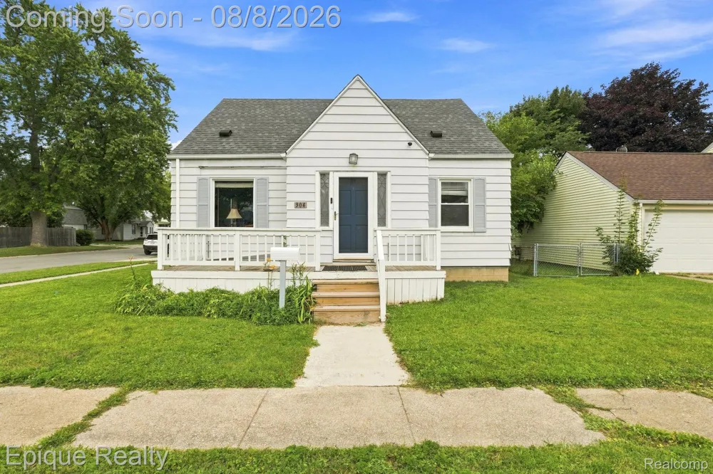 304 16th Street Port Huron City, MI 48060