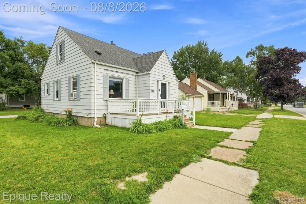 304 16th Street Port Huron City, MI 48060