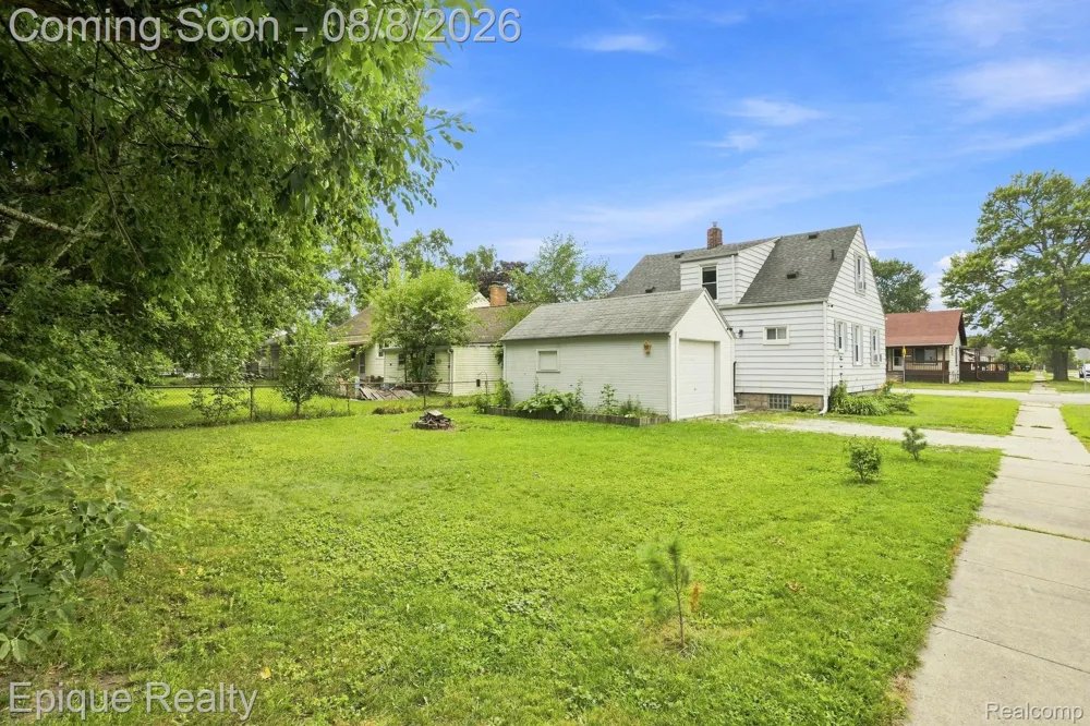 304 16th Street Port Huron City, MI 48060