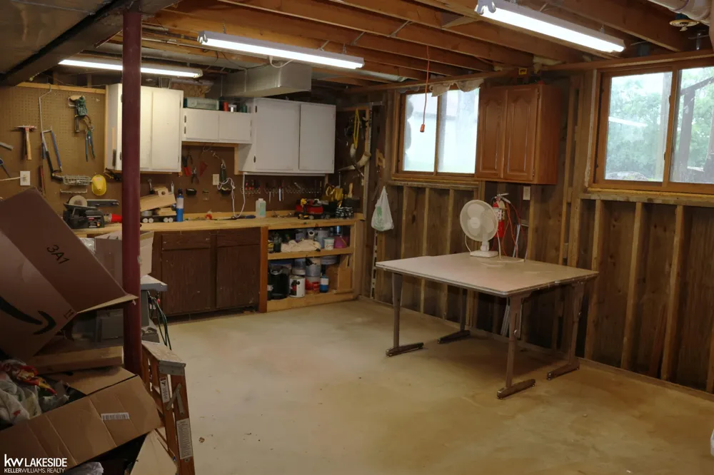 13202 Speaker Road Brockway Township, MI 48097
