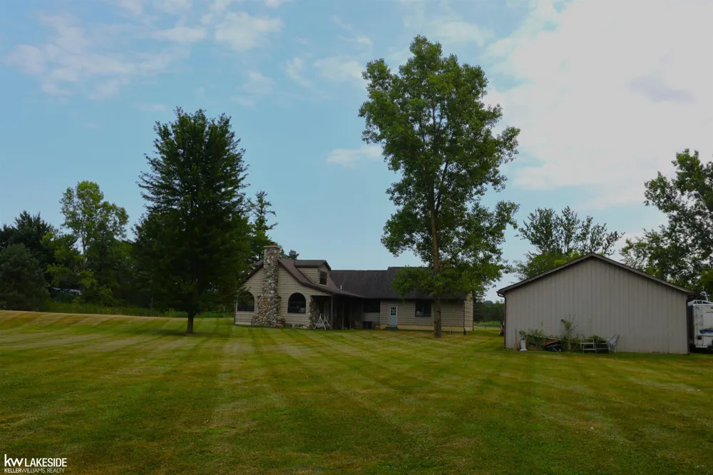 13202 Speaker Road Brockway Township, MI 48097