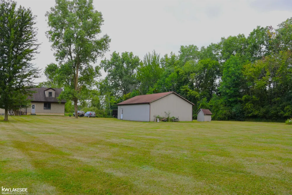 13202 Speaker Road Brockway Township, MI 48097