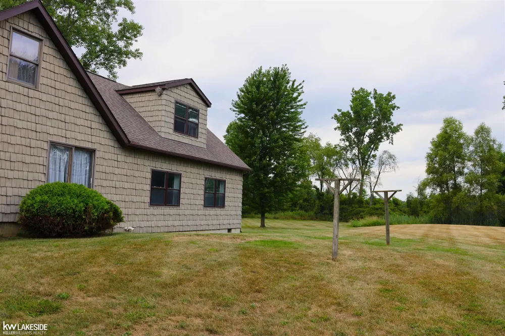 13202 Speaker Road Brockway Township, MI 48097