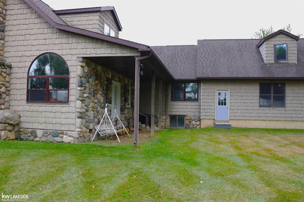 13202 Speaker Road Brockway Township, MI 48097