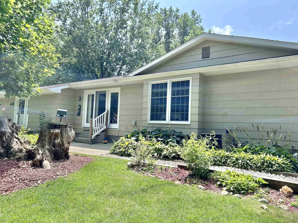 1719 Southgate Court Adrian City, MI 49221