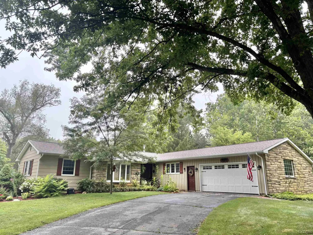 1719 Southgate Court Adrian City, MI 49221