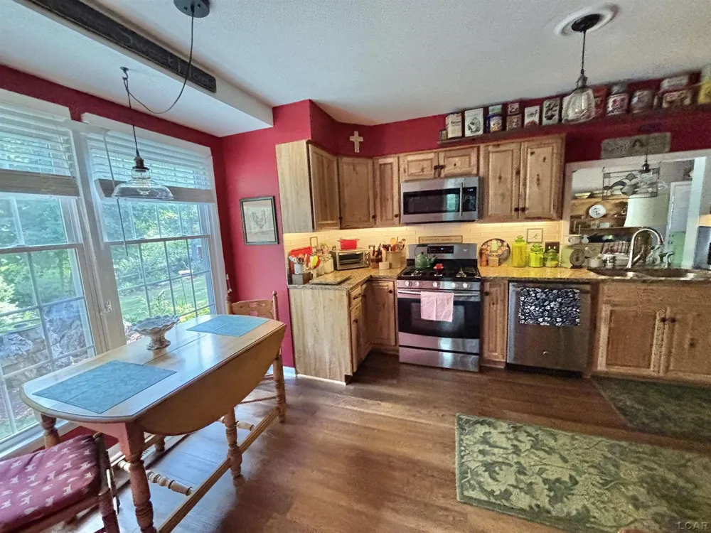 1719 Southgate Court Adrian City, MI 49221