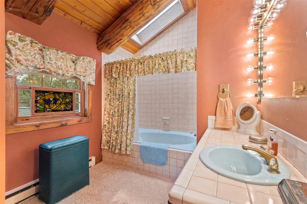 192 Johnson Road Silverthorne, CO 80498
