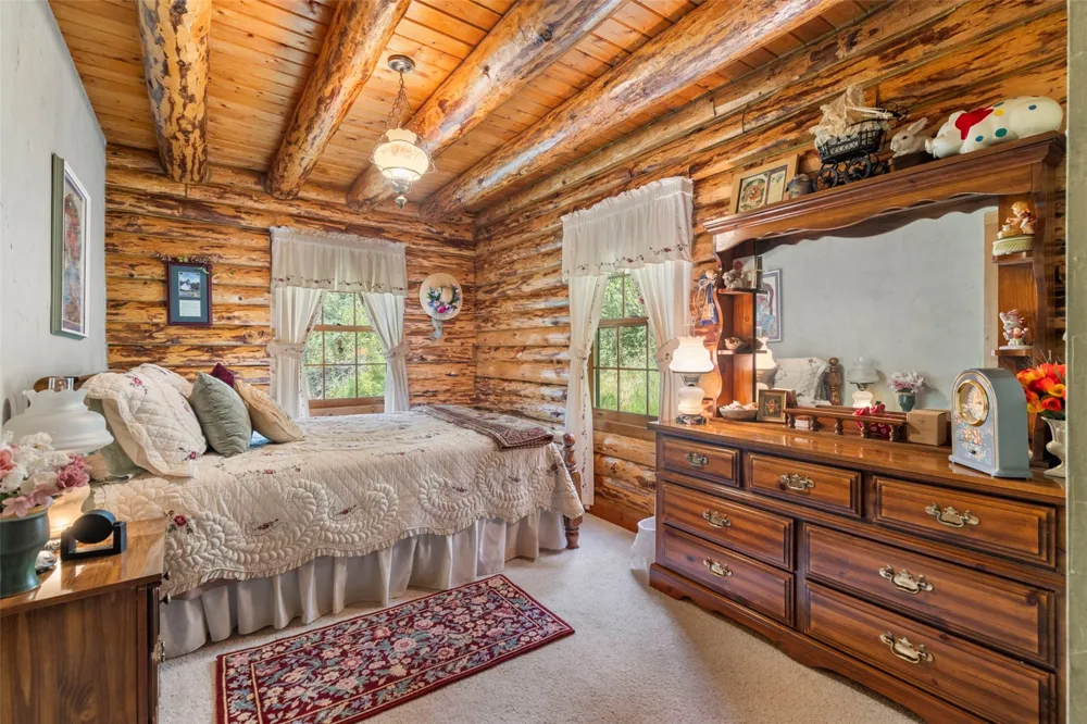 192 Johnson Road Silverthorne, CO 80498