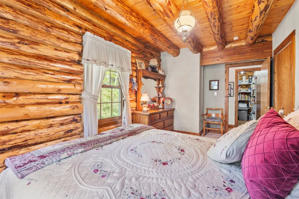 192 Johnson Road Silverthorne, CO 80498