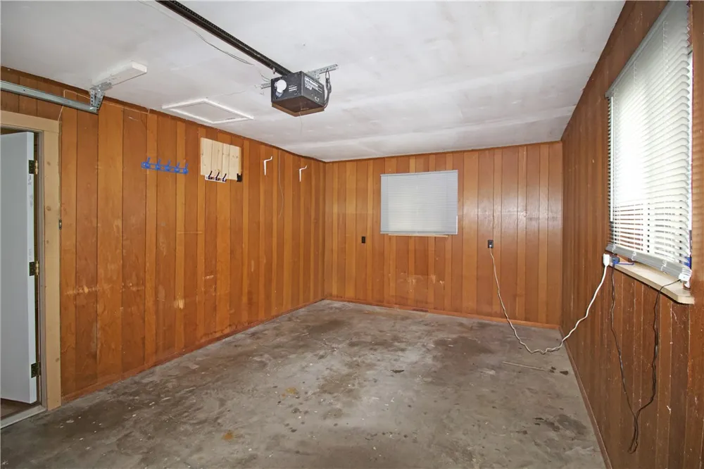 610 S Minnesota Street Beeville, TX 78102