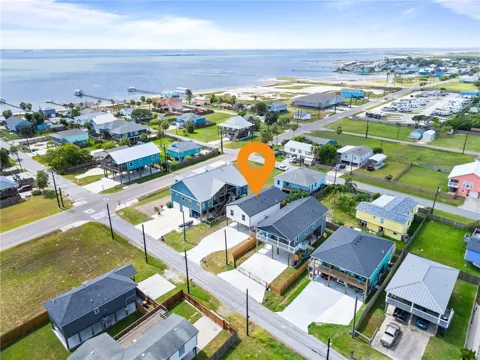 209 Las Palmas Drive