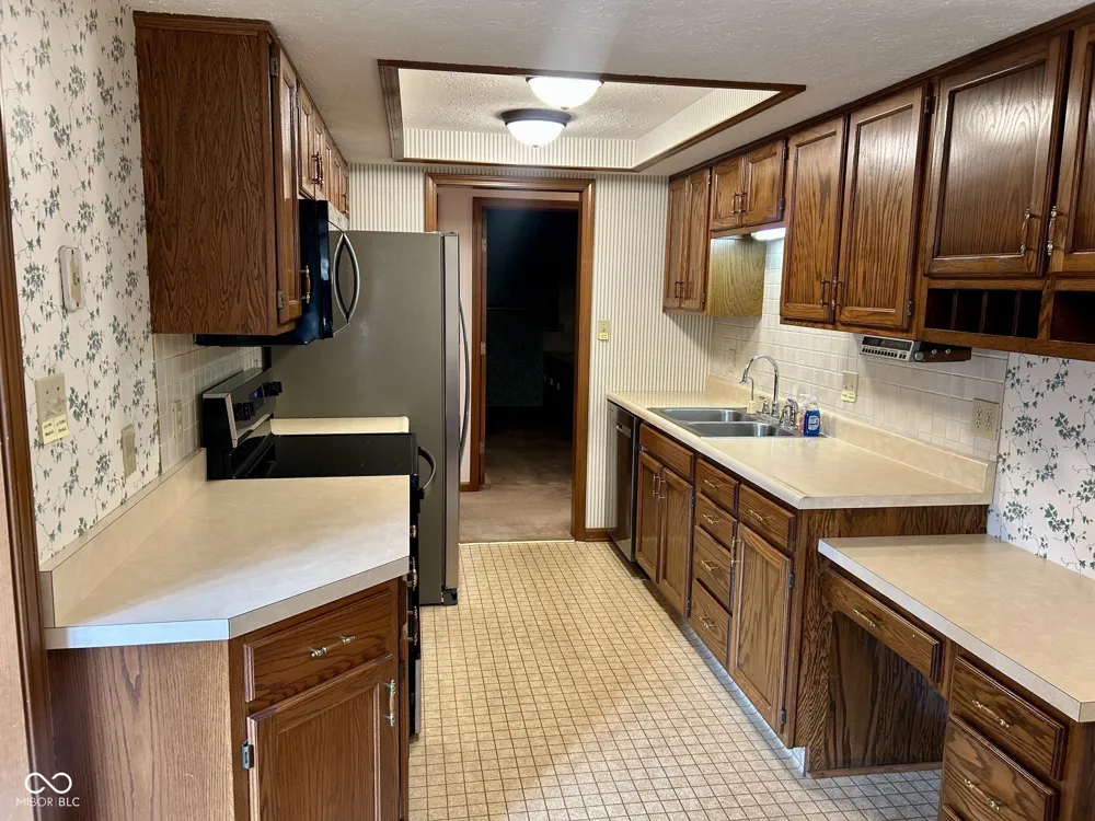 817 Eagle Parkway Brownsburg, IN 46112