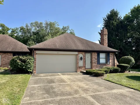 817 Eagle Parkway