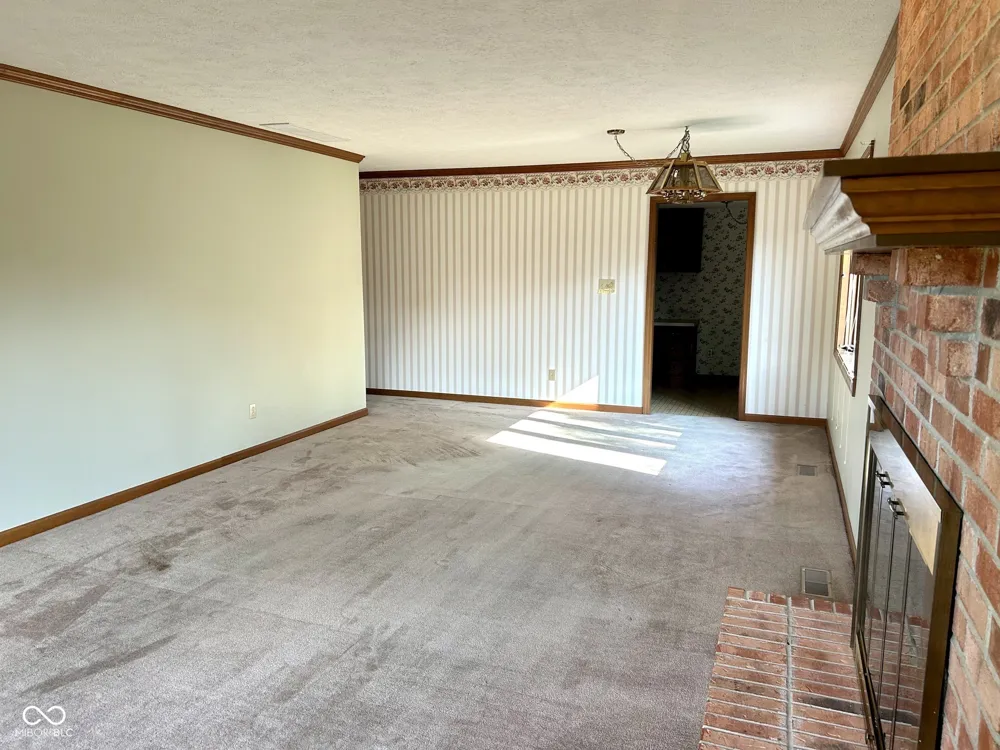 817 Eagle Parkway Brownsburg, IN 46112