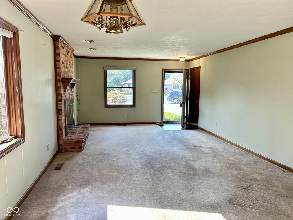 817 Eagle Parkway Brownsburg, IN 46112