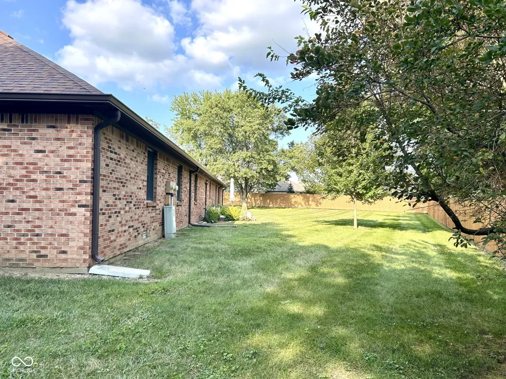 817 Eagle Parkway Brownsburg, IN 46112
