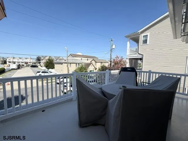 206 N Adams Ave Margate, NJ 08402