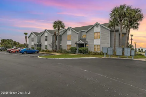7220 Highway 1 #201