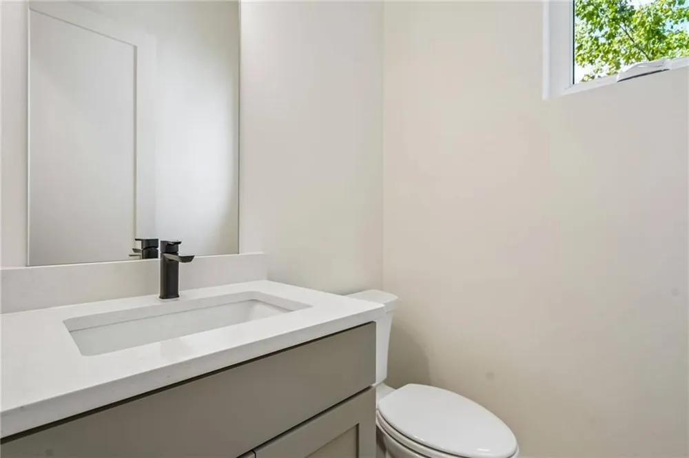 428 Cedar Dust Drive Decatur, GA 30030