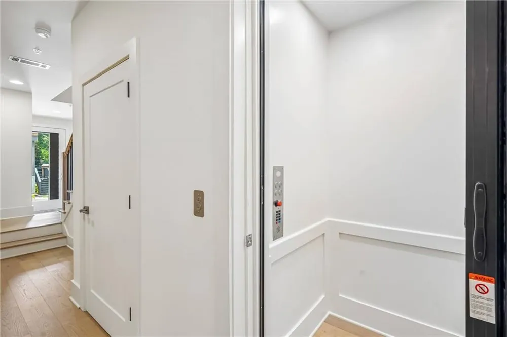 428 Cedar Dust Drive Decatur, GA 30030