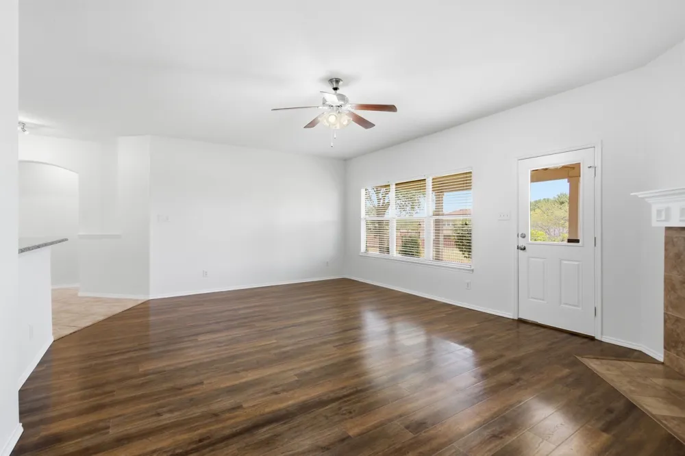 15636 Gatehouse Drive Fort Worth, TX 76262