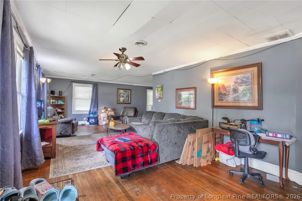 318 Elm Street Maxton, NC 28364