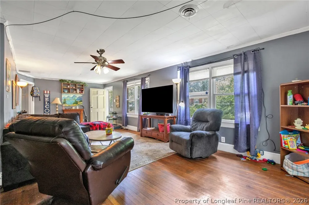 318 Elm Street Maxton, NC 28364