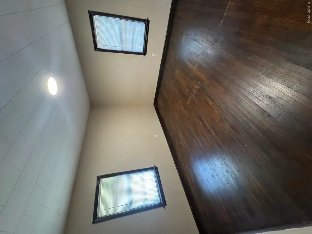 36024 Goddard Road Romulus City, MI 48174