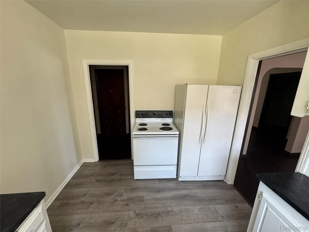 36024 Goddard Road Romulus City, MI 48174