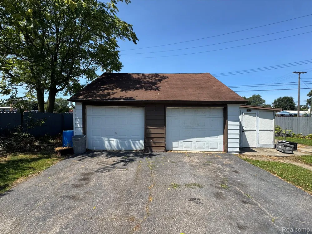 36024 Goddard Road Romulus City, MI 48174