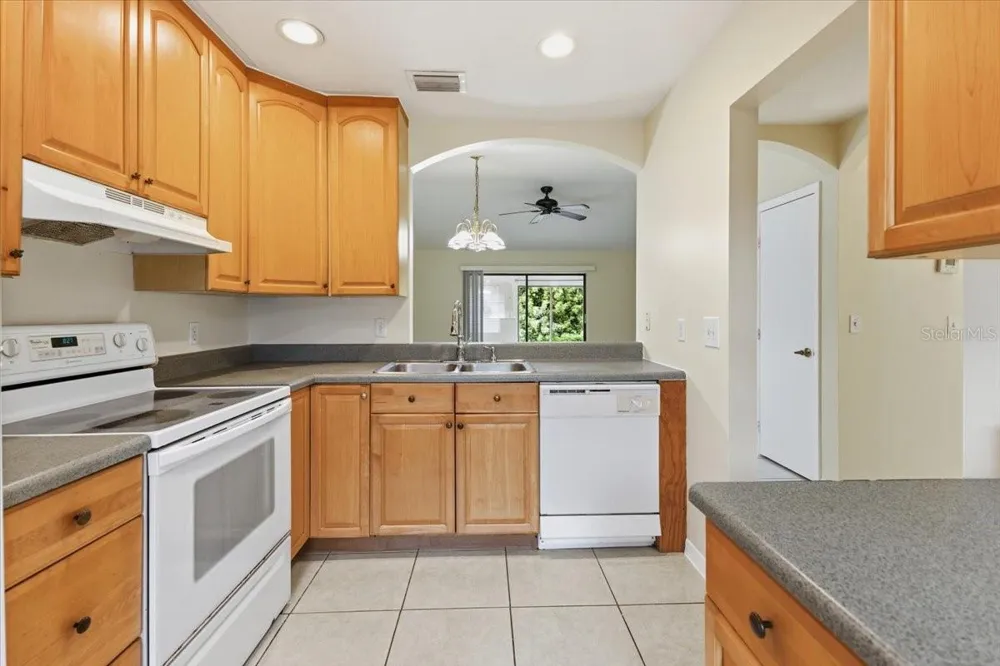 10507 PENDLETON AVENUE #B Englewood, FL 34224