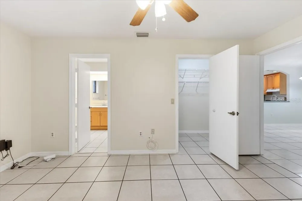 10507 PENDLETON AVENUE #B Englewood, FL 34224