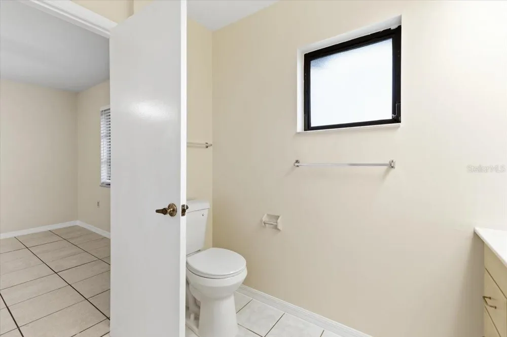 10507 PENDLETON AVENUE #B Englewood, FL 34224