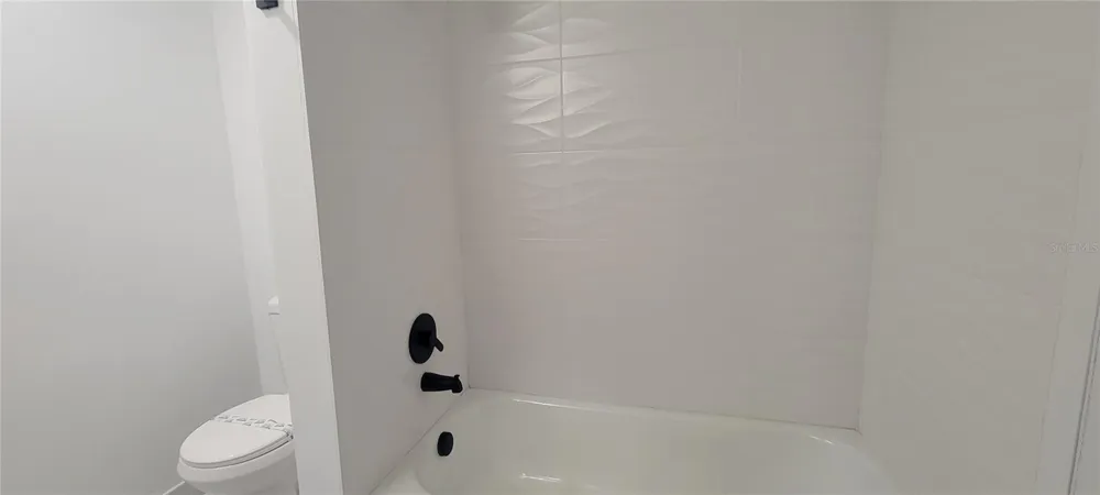 3775 40TH LANE S #L St Petersburg, FL 33711