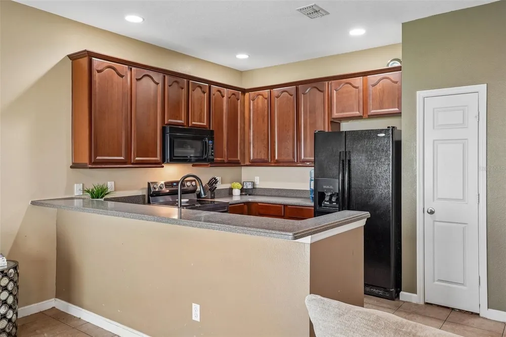 1329 HERITAGE COMMONS DRIVE Winter Springs, FL 32708