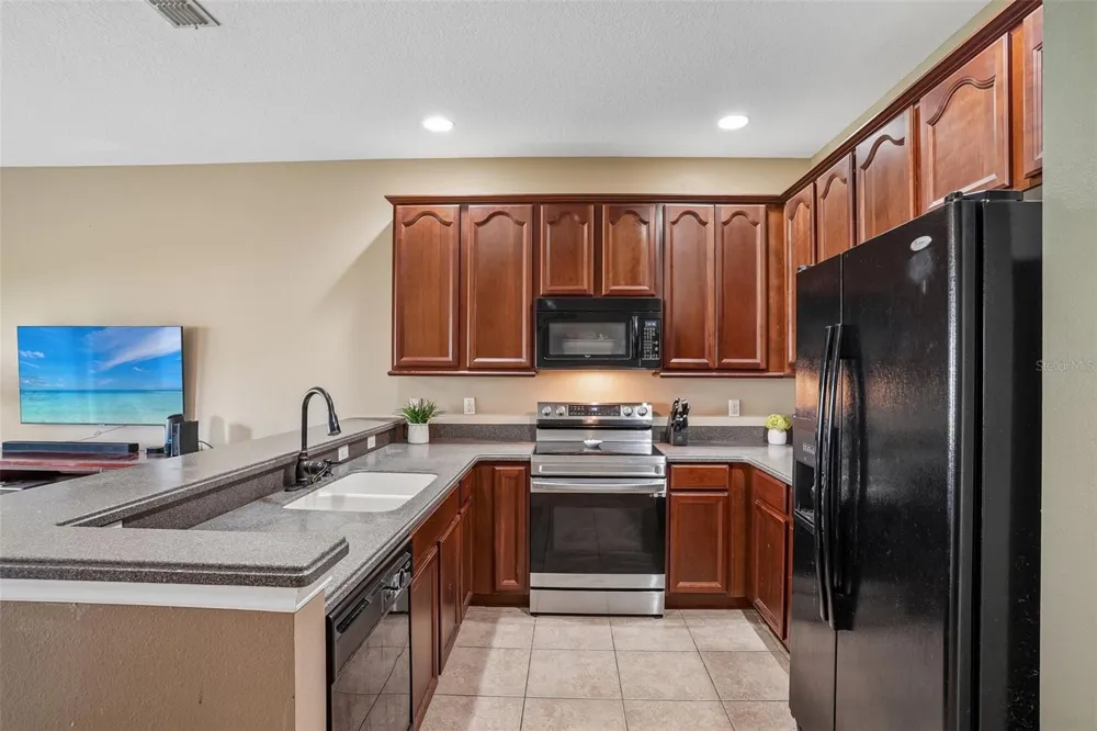 1329 HERITAGE COMMONS DRIVE Winter Springs, FL 32708
