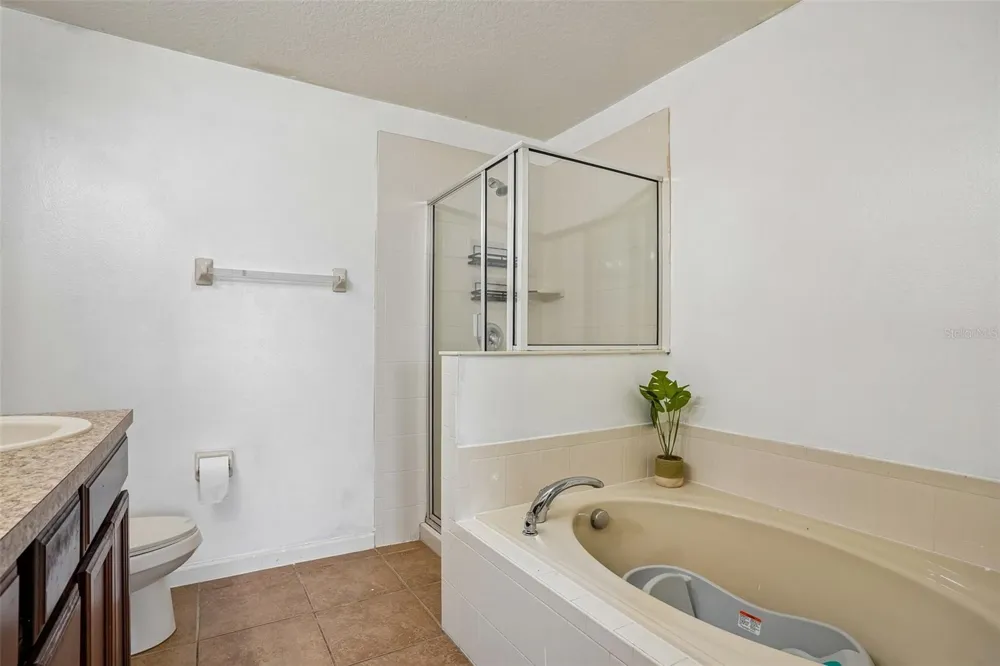 1329 HERITAGE COMMONS DRIVE Winter Springs, FL 32708
