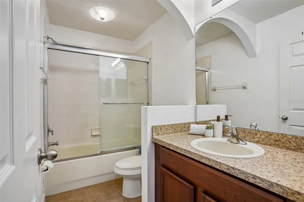 1329 HERITAGE COMMONS DRIVE Winter Springs, FL 32708