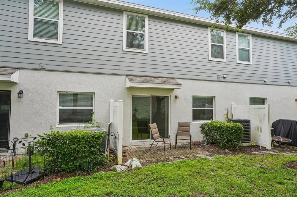 1329 HERITAGE COMMONS DRIVE Winter Springs, FL 32708