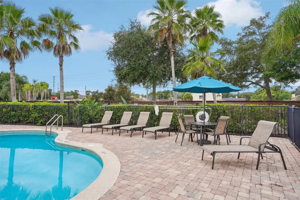1329 HERITAGE COMMONS DRIVE Winter Springs, FL 32708