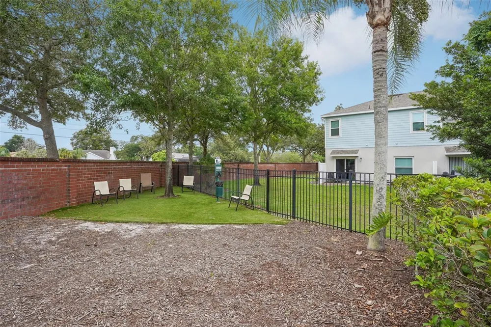 1329 HERITAGE COMMONS DRIVE Winter Springs, FL 32708