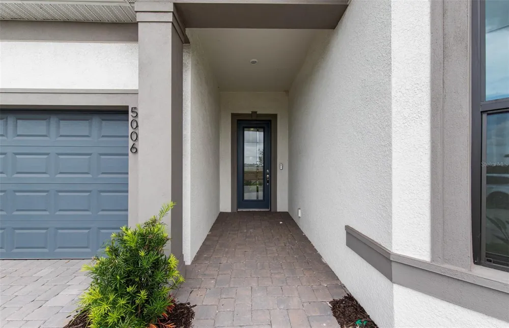 5006 GOLDEN SHORE COURT Lakewood Ranch, FL 34211
