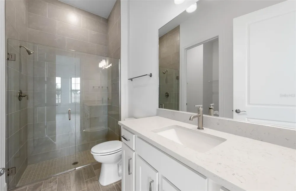 5006 GOLDEN SHORE COURT Lakewood Ranch, FL 34211