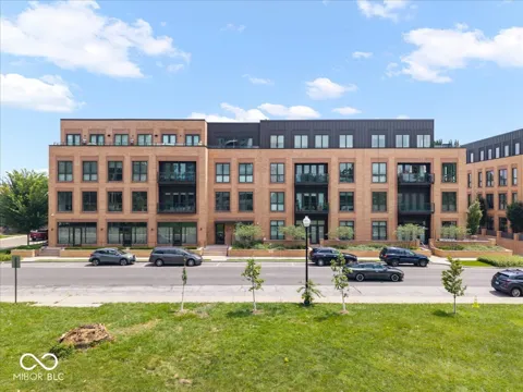 877 East Street #UNIT 101