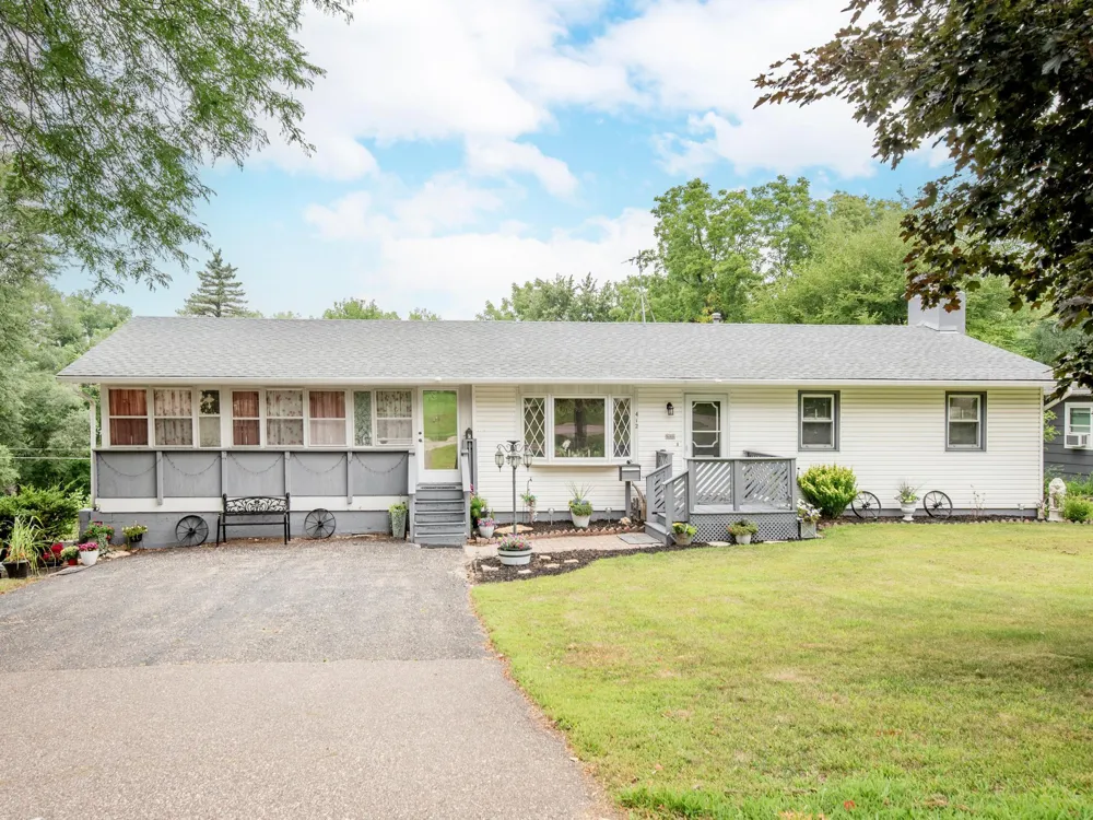 412 Water Street E Cannon Falls, MN 55009
