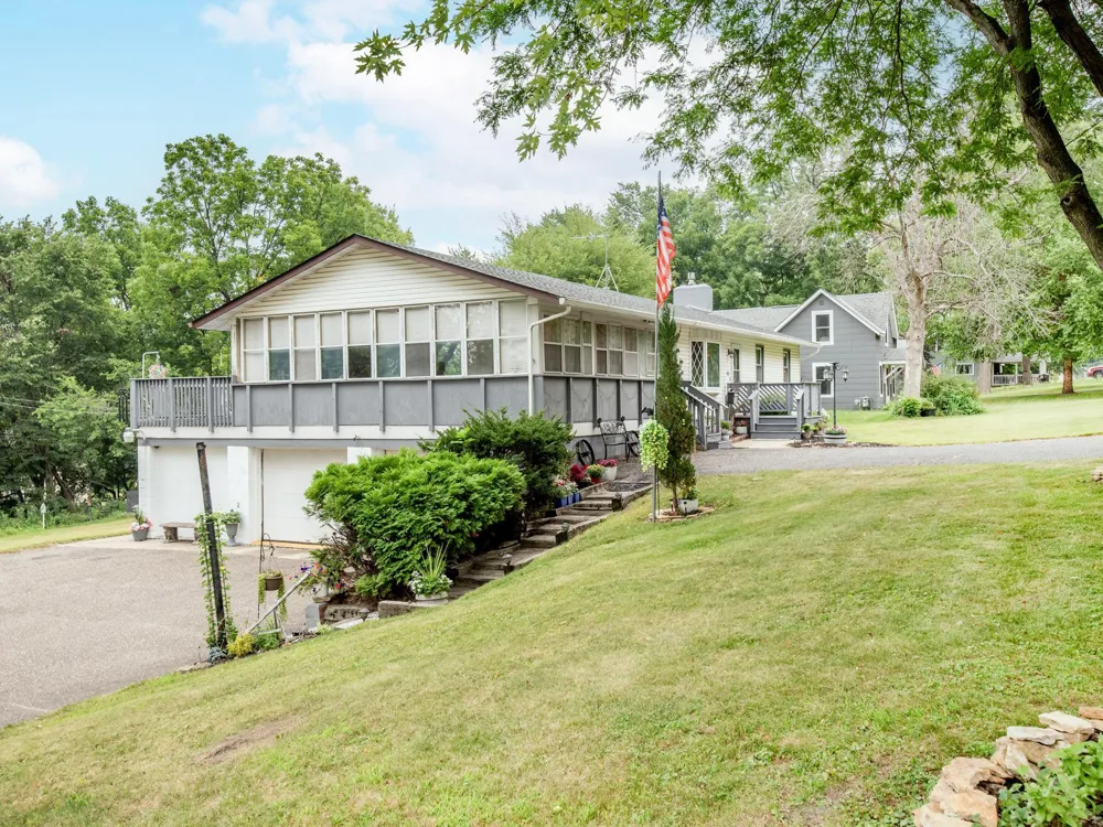 412 Water Street E Cannon Falls, MN 55009