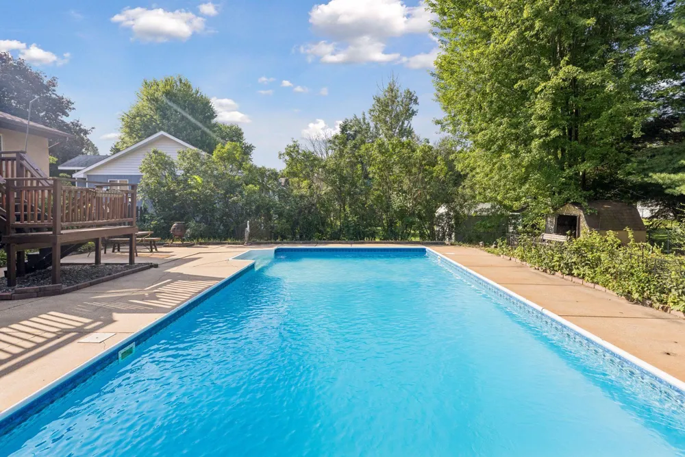 818 Pine Tree Trail Stillwater, MN 55082