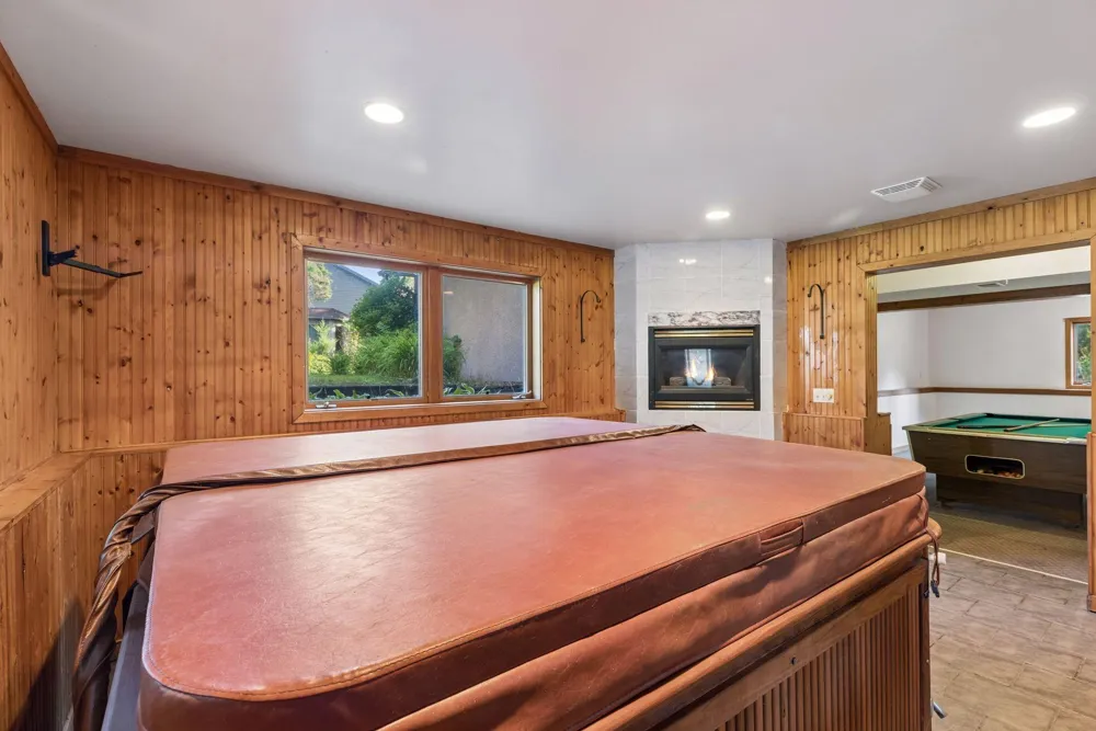 818 Pine Tree Trail Stillwater, MN 55082