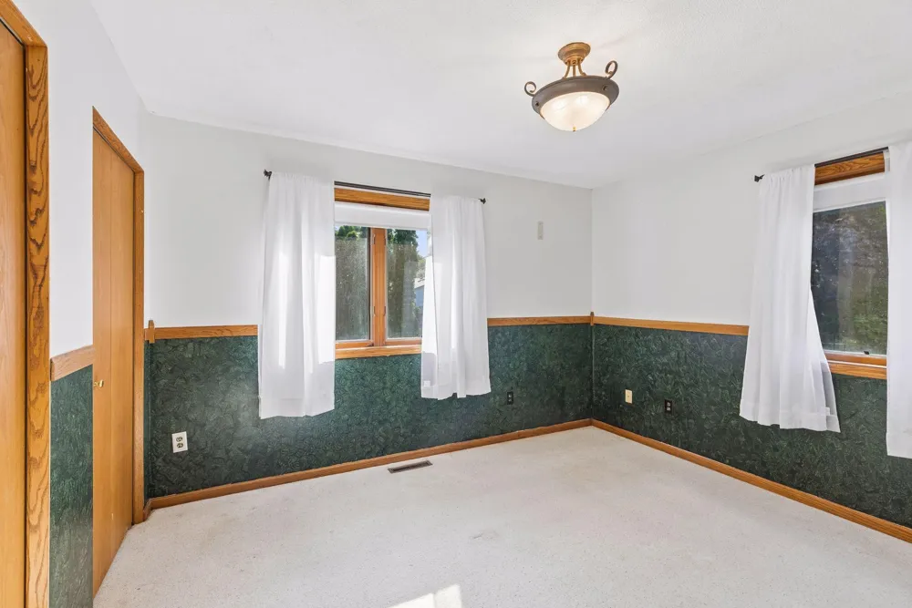 818 Pine Tree Trail Stillwater, MN 55082